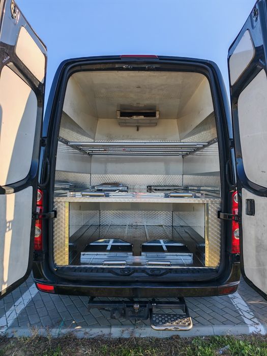 Volkswagen Crafter SD FUNERAR FRIGORIFIC 6 locuri sicrie