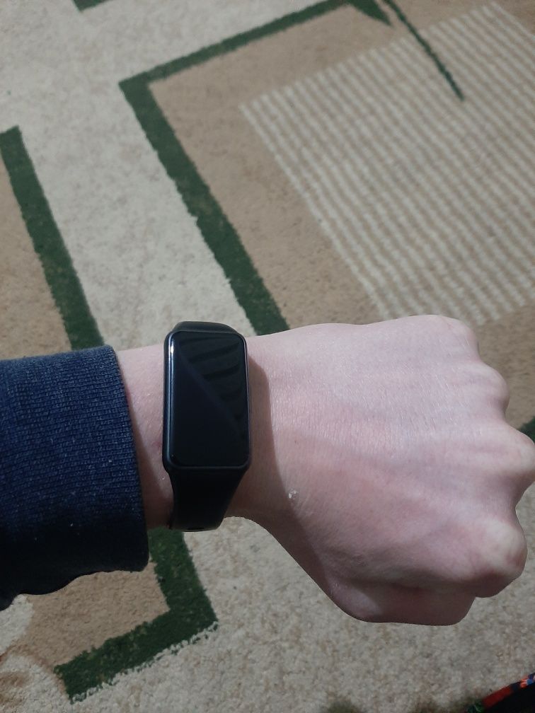 Huawei Band 6   Smart watch