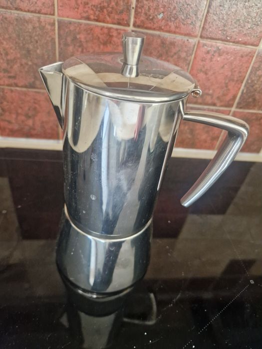 Кафеварка Кубинка за еспресо за 6 чаши инокс за индукционен котлон