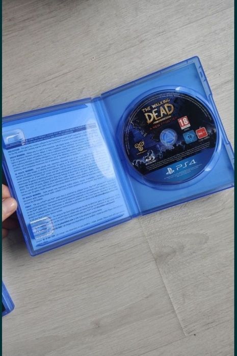 The Walking Dead A New Frontier PS4