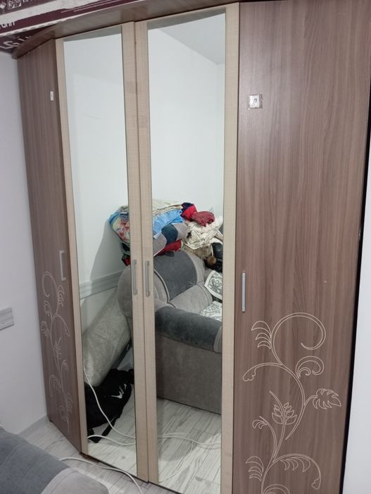 Спальный гарнитур