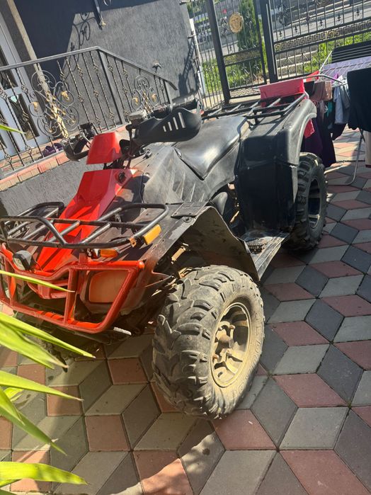 Vand atv de 300cc