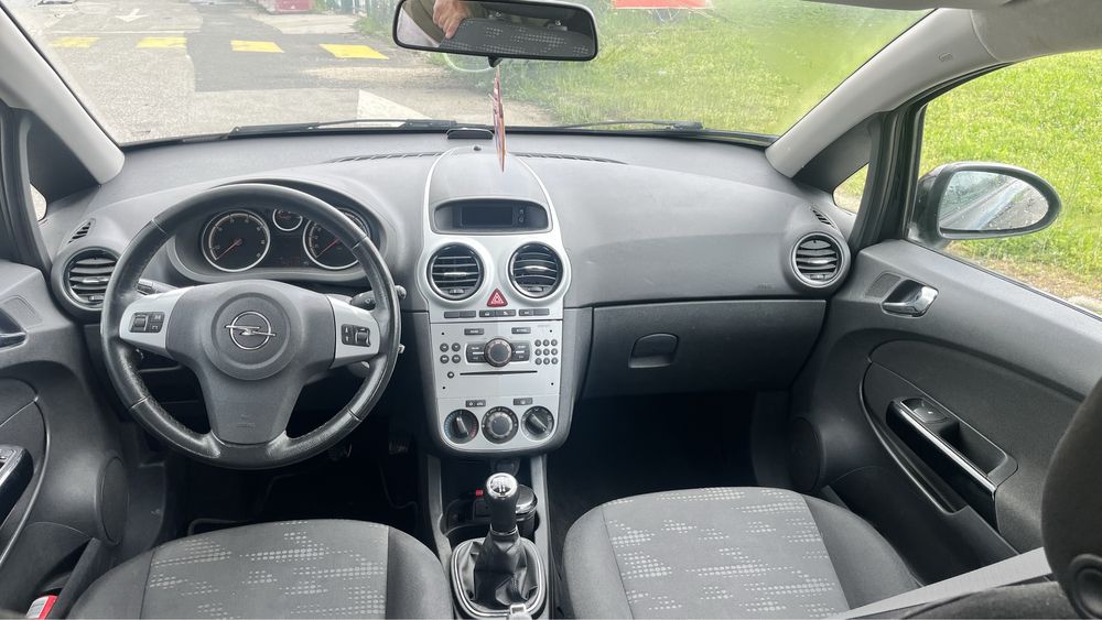 Opel Corsa 1.3 dte 2011