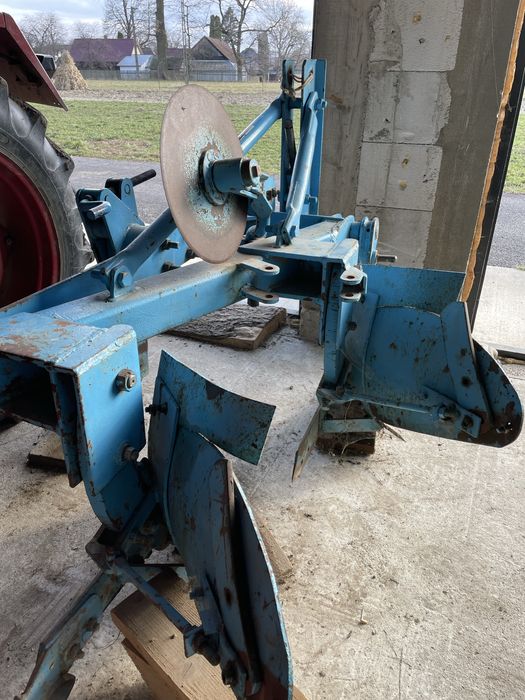 Plug romanesc functional