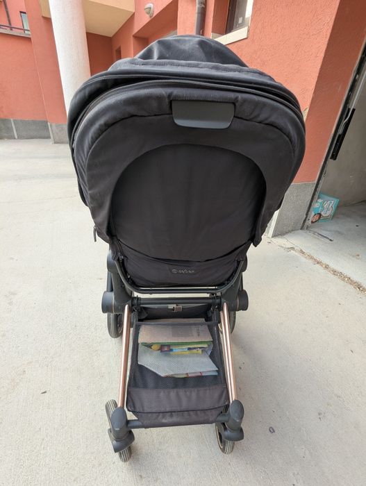 Cybex E-priam Rose Gold + Седалка и Зимно Чувалче Jeremу Scott