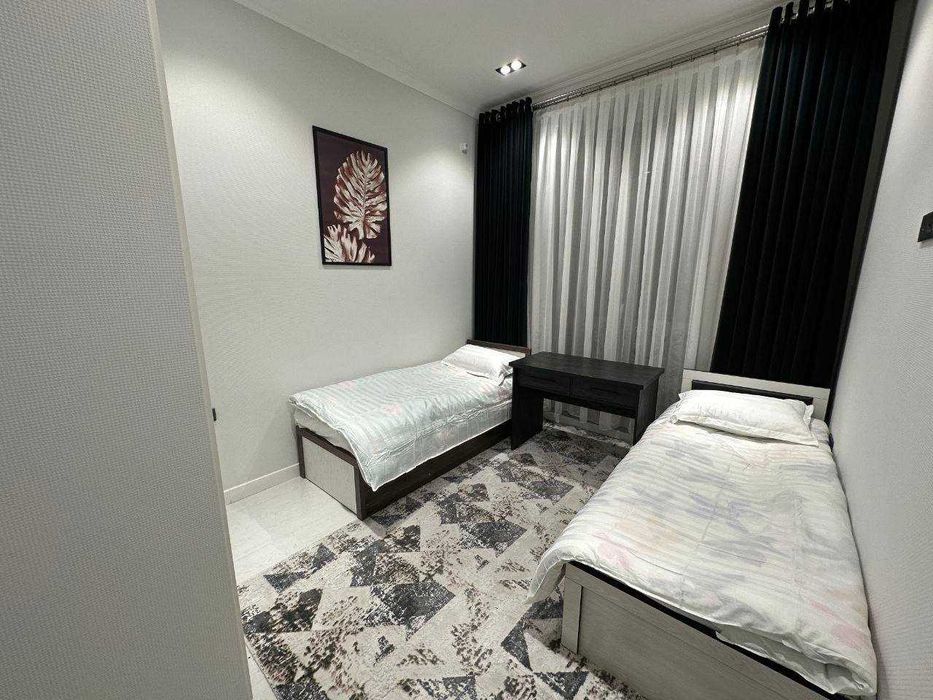 Piramit tower напротив 3 комнатная квартира 105кв.м сдам СРОЧНО