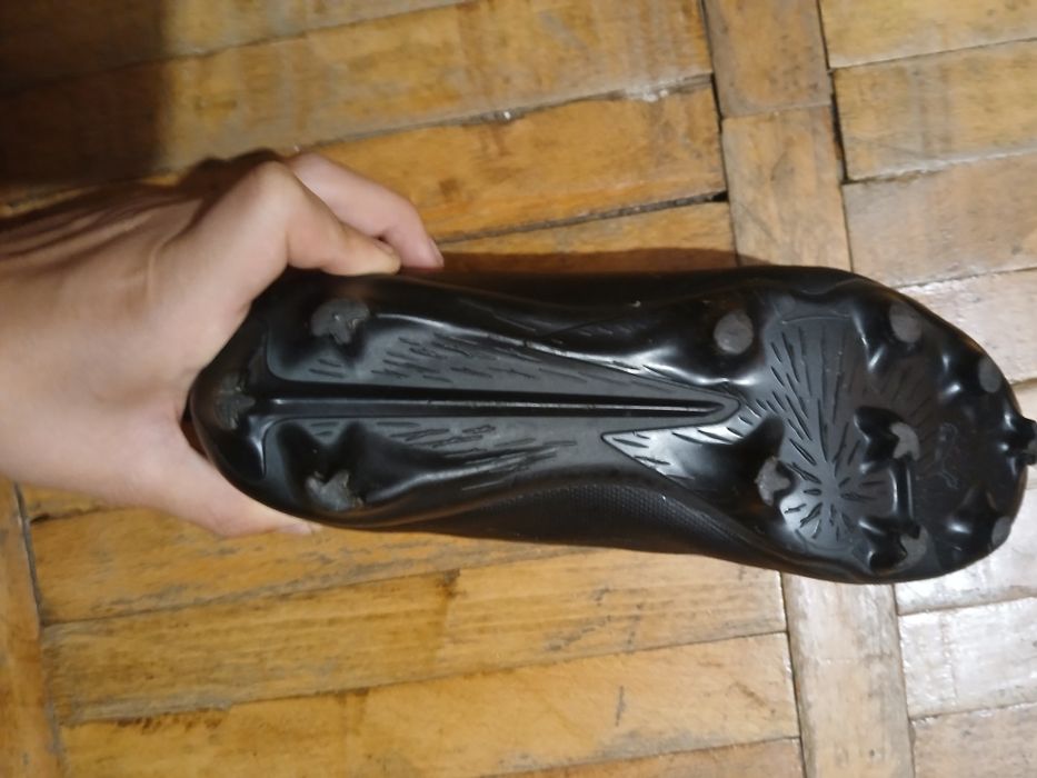 Ghete de fotbal puma