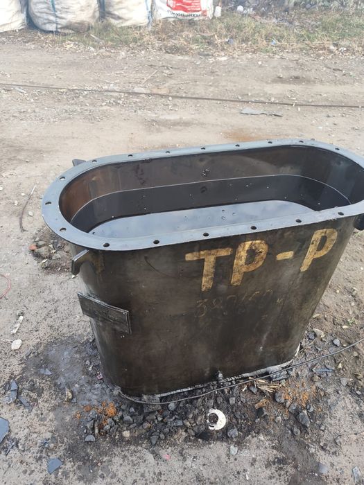 Продам Трансформатор корпус с маслом