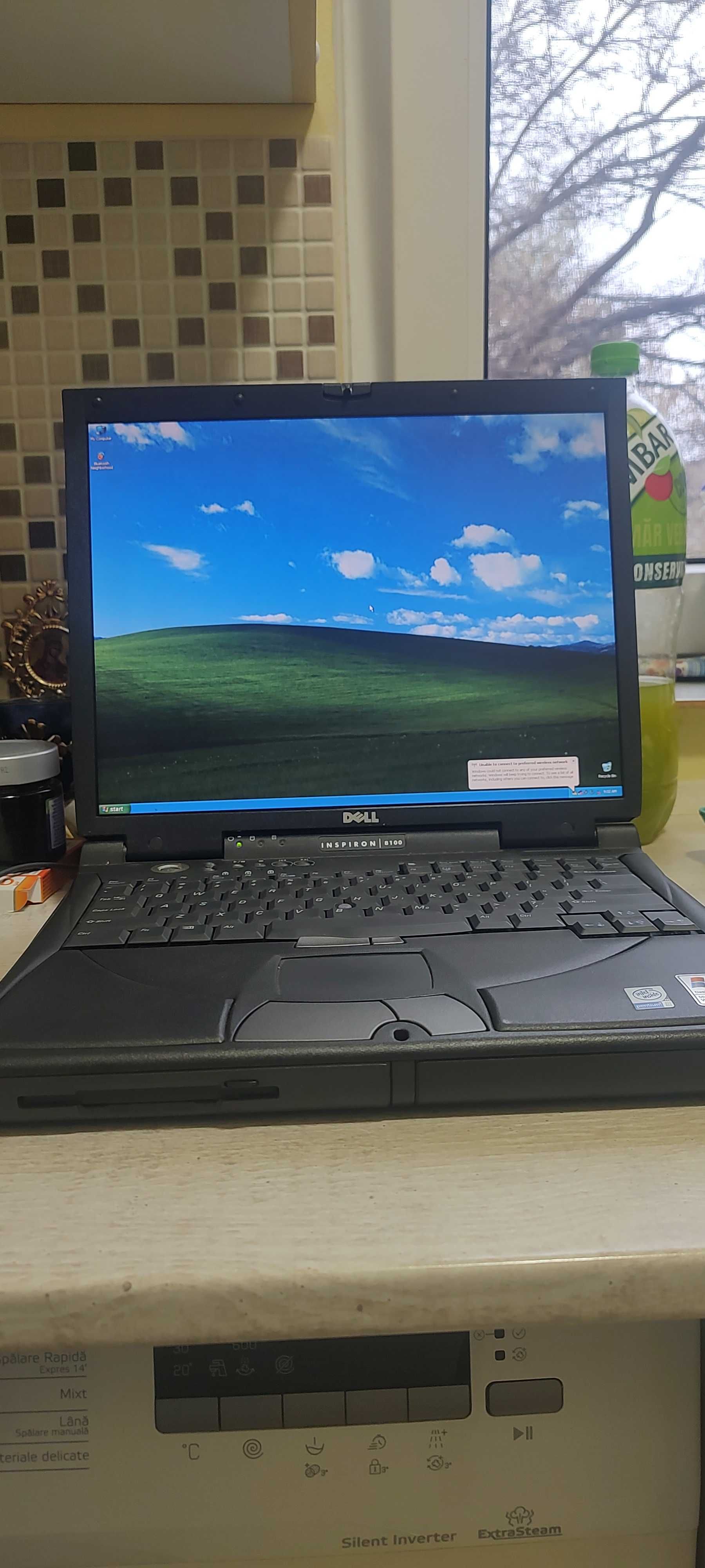 Laptop Dell Inspiron 8100