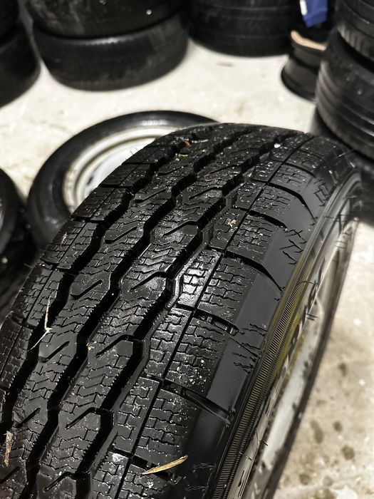 Anvelope iarna noi 205/65/16c