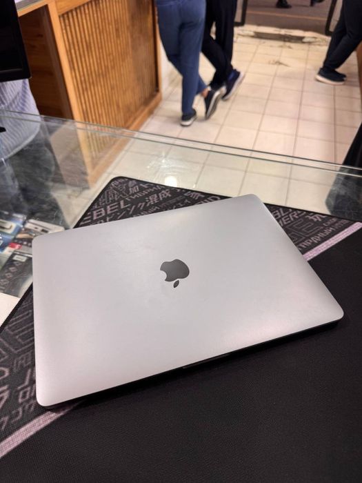 Macbook Pro M1 SSD 256GB ОЗУ 8GB
