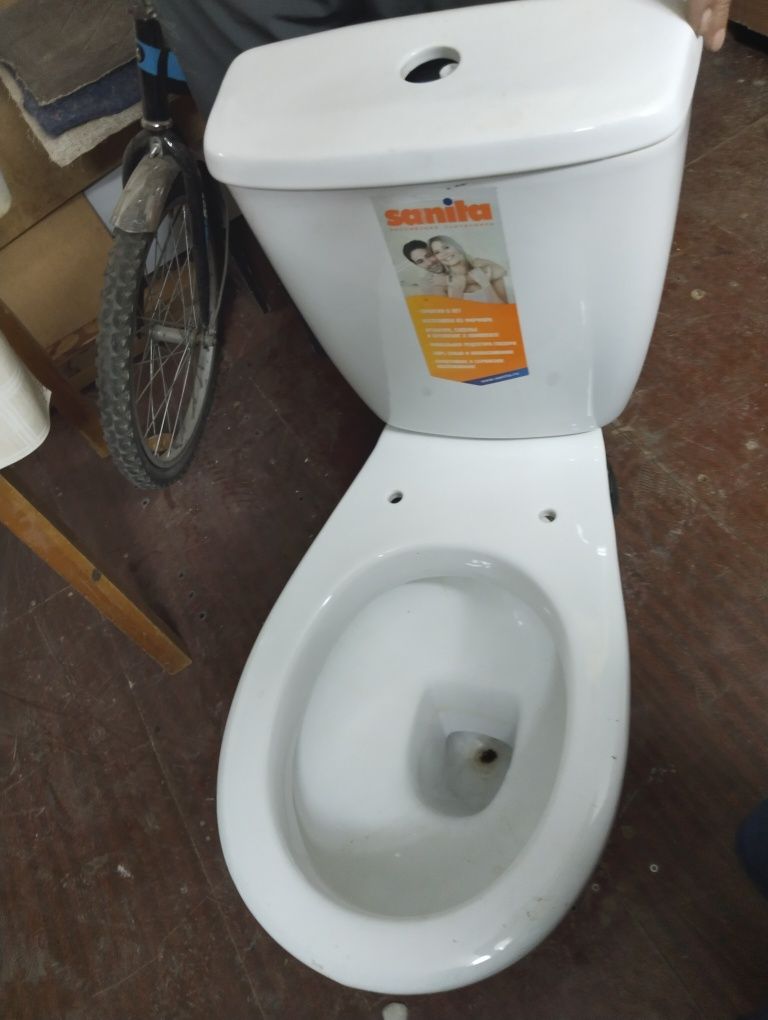 Продам унитаз б /у