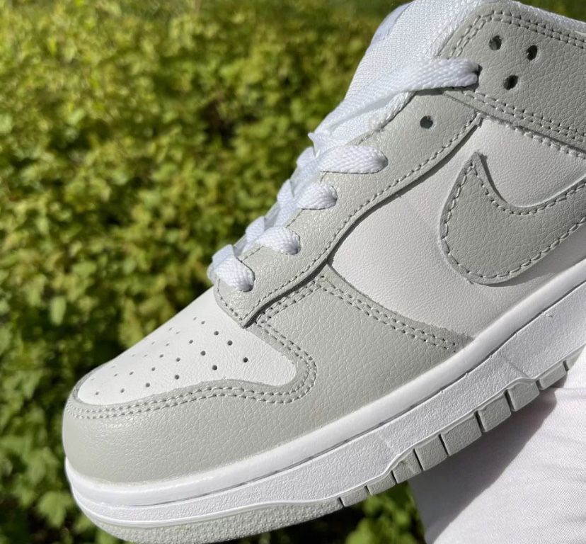 Nike SB Dunk Low Grey Fog