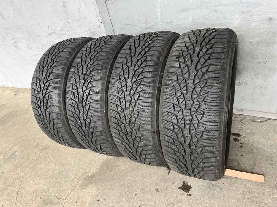 4 бр. зимни гуми 205/50/17 Nokian 7+ mm DOT 3915