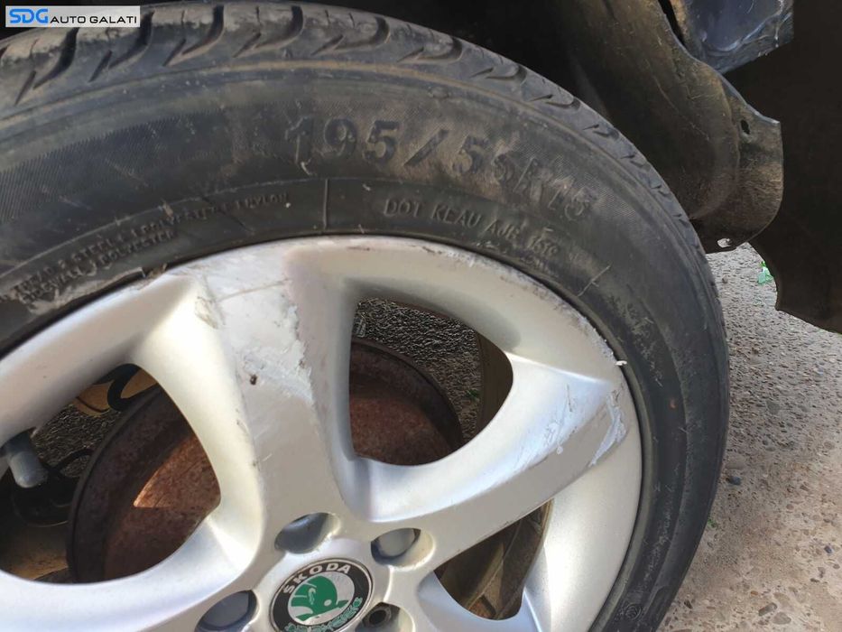 Set 4 Jante Aliaj 5x112 195 55 15 R15 cu Anvelope Vara Dot 2019 Skoda Roomster 2006 - 2015 [C2063]