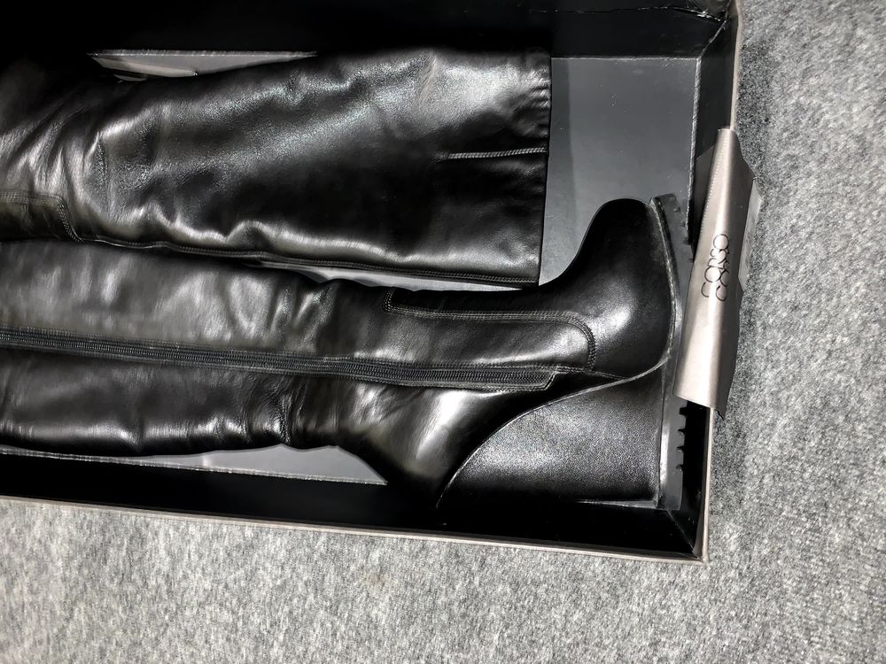 Продам зимние теплые сапоги Corso como