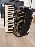 Vând Acordeon Hohner Verdi 2