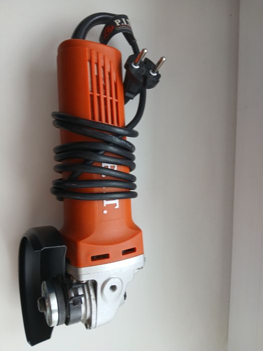 Продам болгарку.