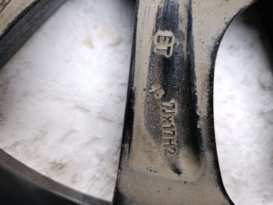 Почти новый диски