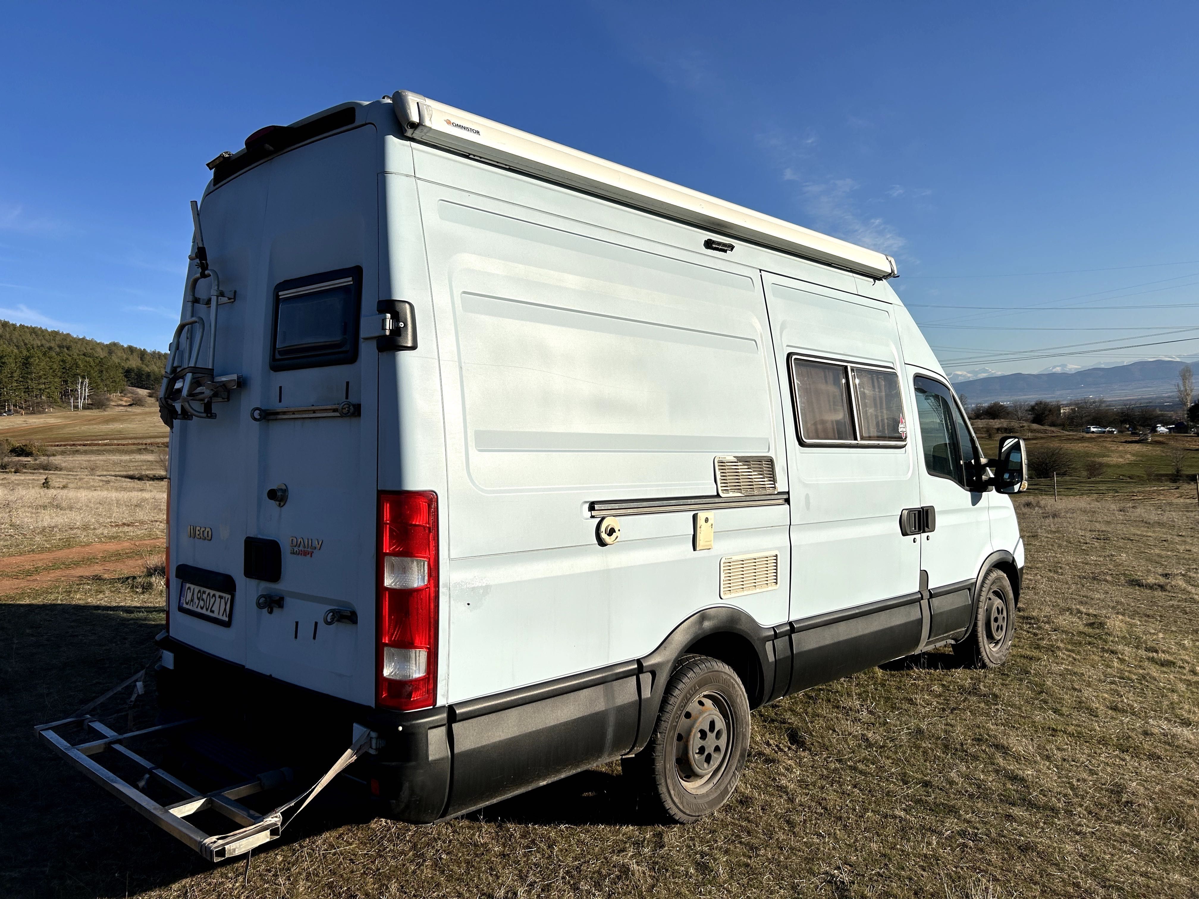 Кемпер Iveco Daily 35S18