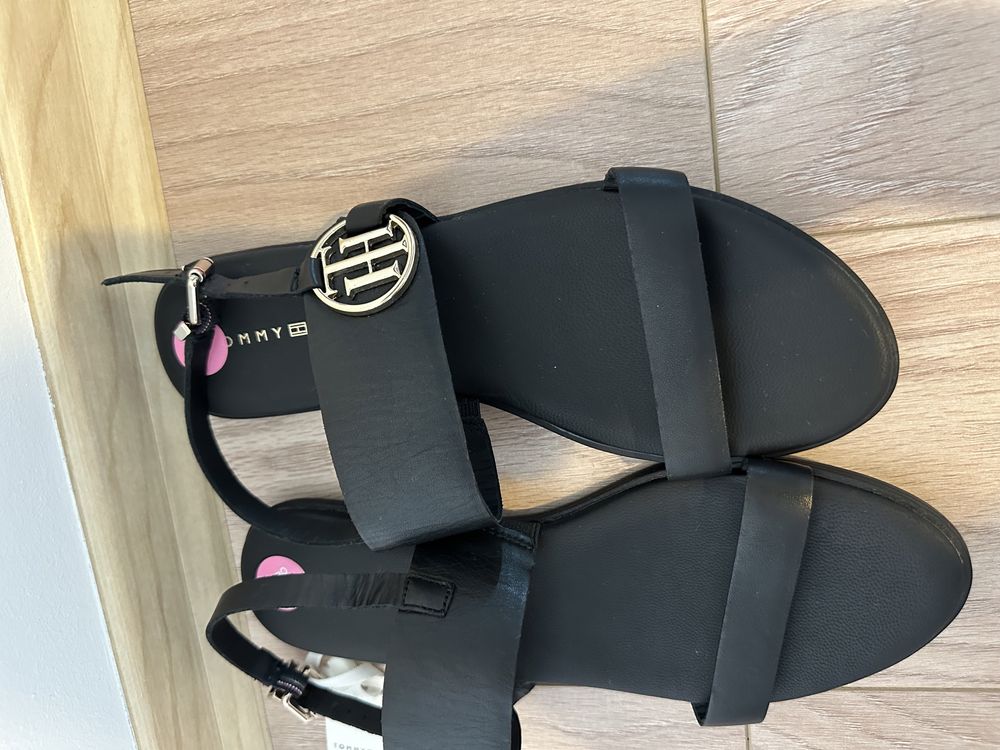 Sandale de piele