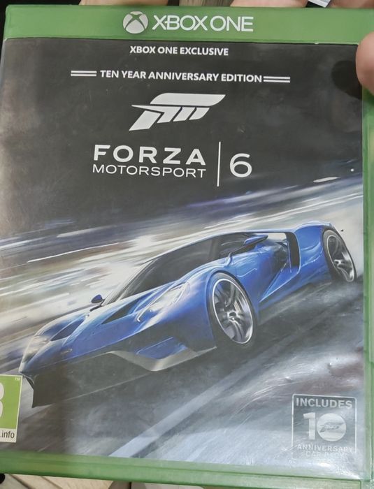 Xbox One S + Forza Motorsport 6