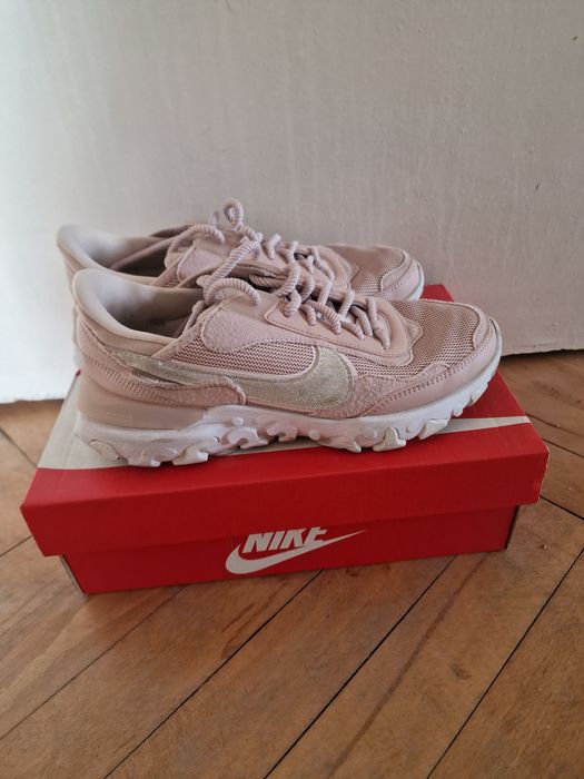 Дамски маратонки