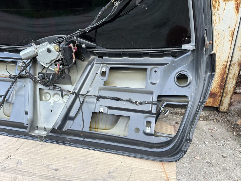 Заден капак за BMW E46 Комби (фейс)