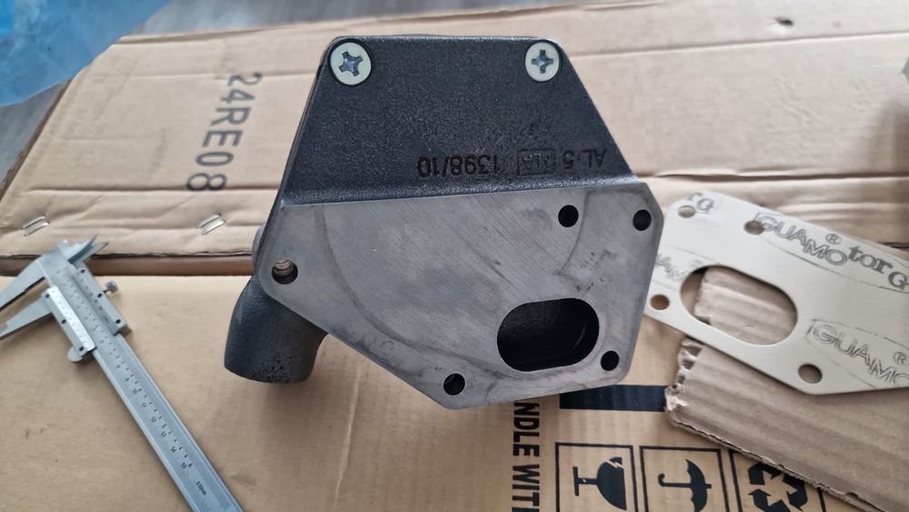 Pompa apa tractor fiat 211 215 import Italia pe original preț 650 lei