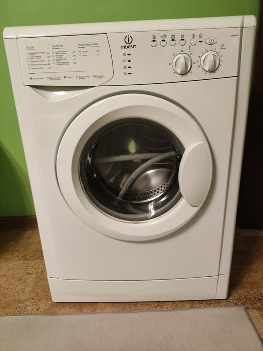 Продам хорошую стиральную машину.