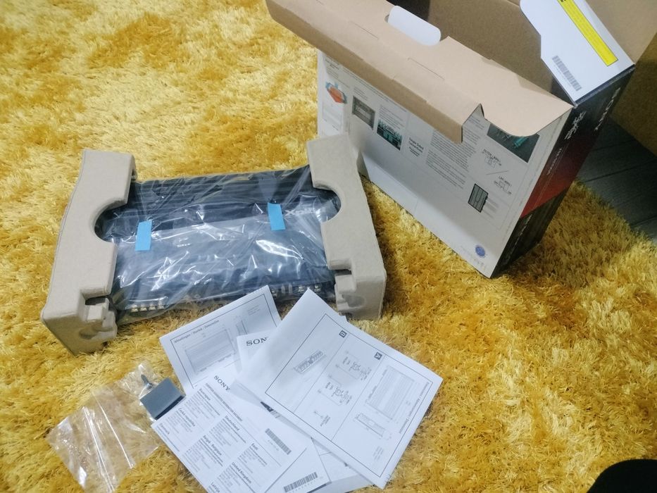 Casetofon DVD auto  Sony xav-1500