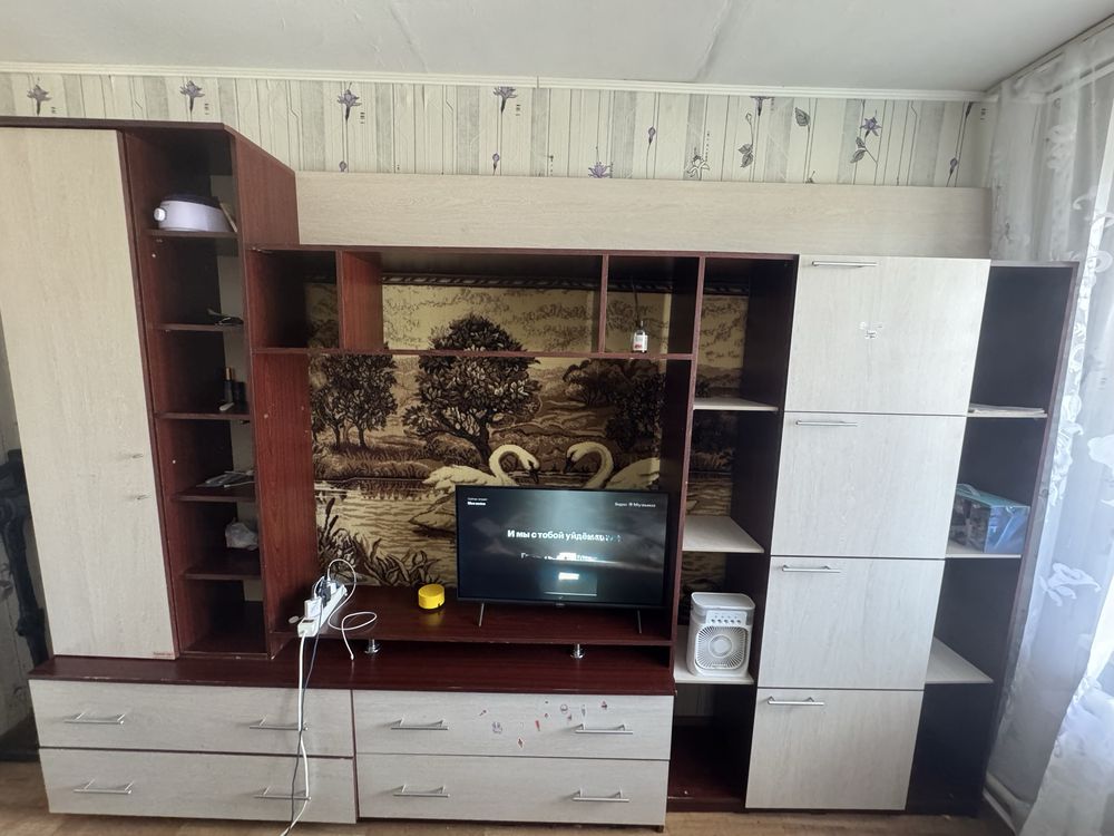 Продам стенку б/у