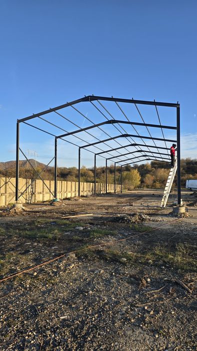 Vand hale metalice ori ce dimensiuni