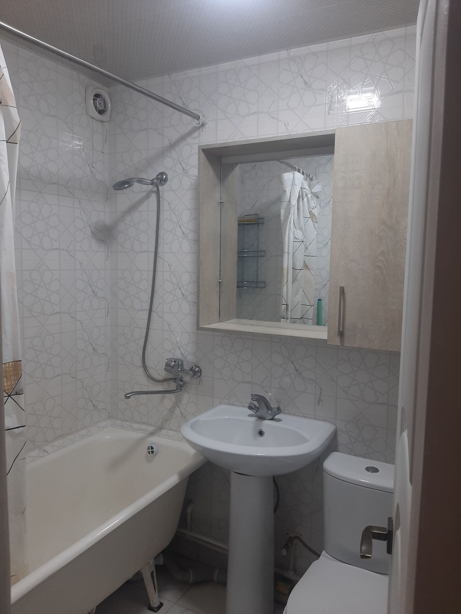 Сдаю квартиру в Чарваке
