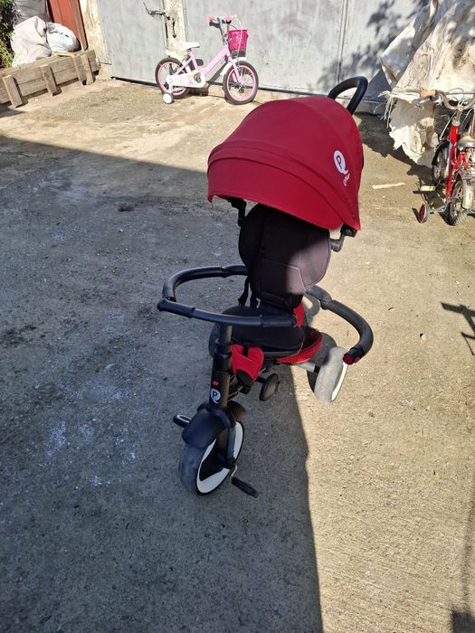 tricicleta.E aproape nouă fără defecte.