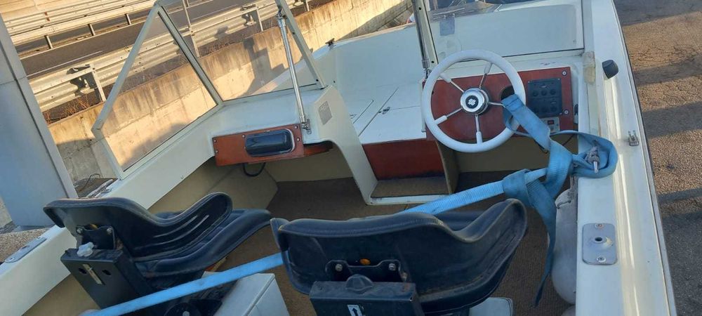 Barca trimaran Starcraft