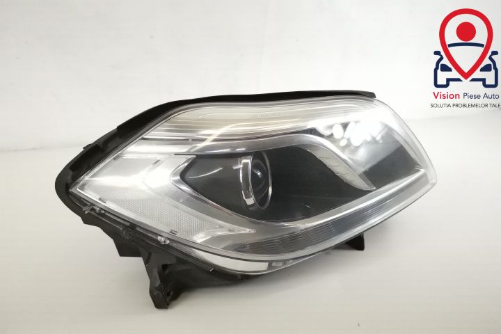 Десен фар Оригинален Халогенен В добро състояние Мерцедес-Бенц / Merce