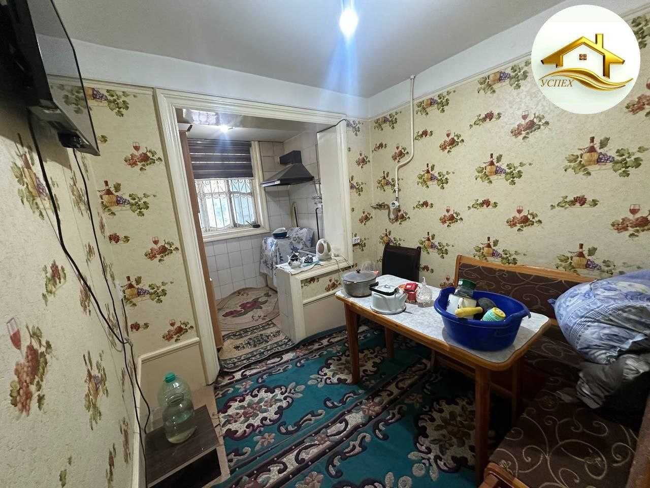Продаётся 2х квартира на 2 этаж орр ЦЕНТРАЛНЫЙ АПТЕКА