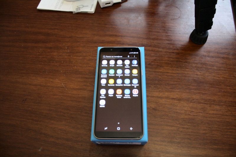 Samsung Galaxy J6 (2018) SM-J600F (золотой)