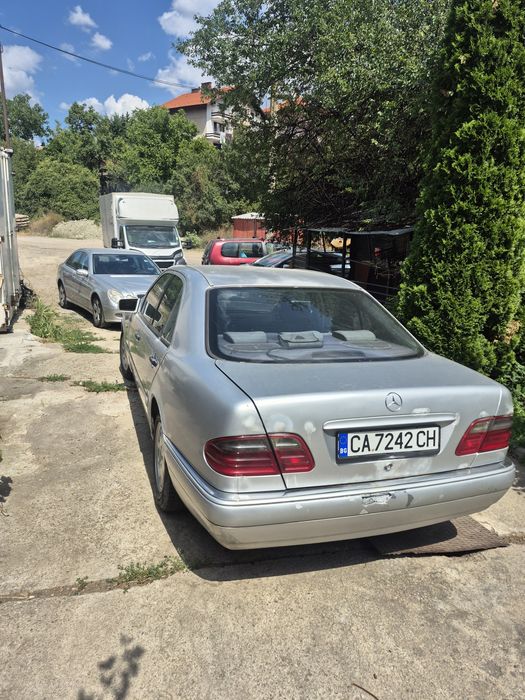 Mercedes w210 125 к.с. цял за части.