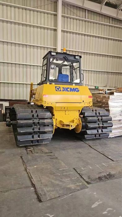 Авто кран 100 ва 50 тонналик Булдозер сотилади