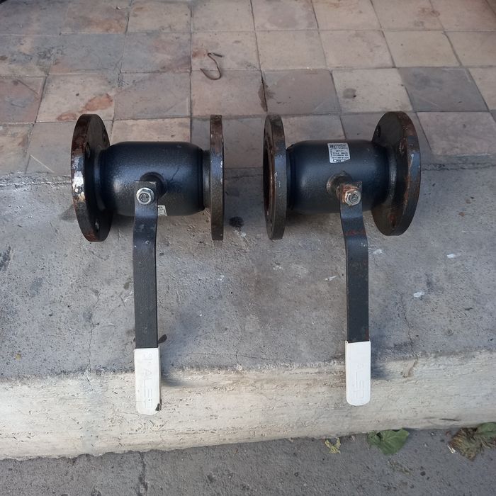 Продам шаровые задвижки на 100