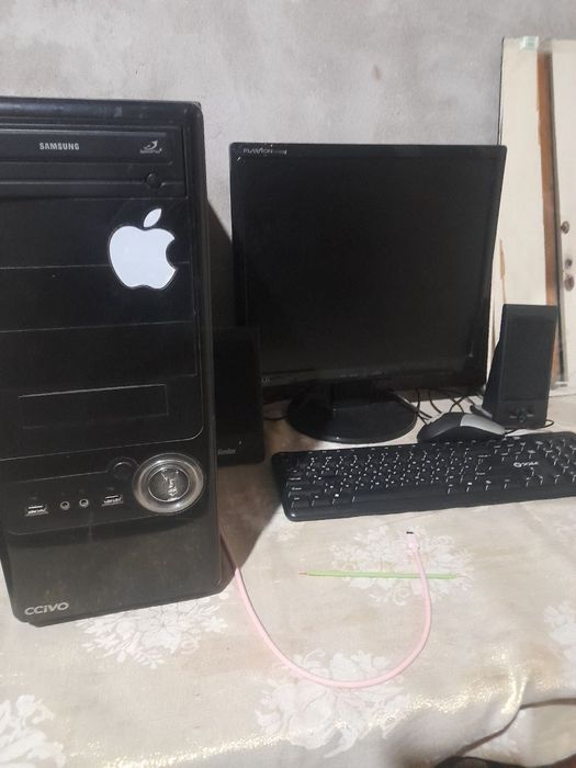 Kampuyter windows xp sotiladi rangi qora holati idial