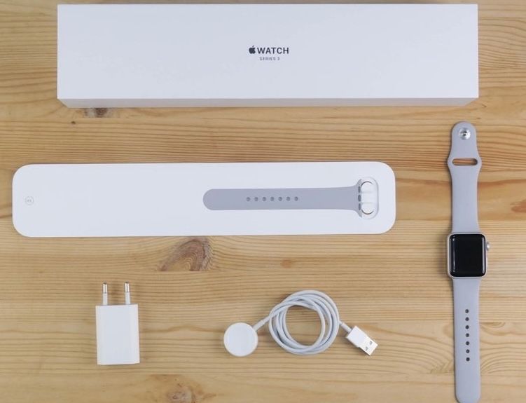 Часы Apple Watch 3