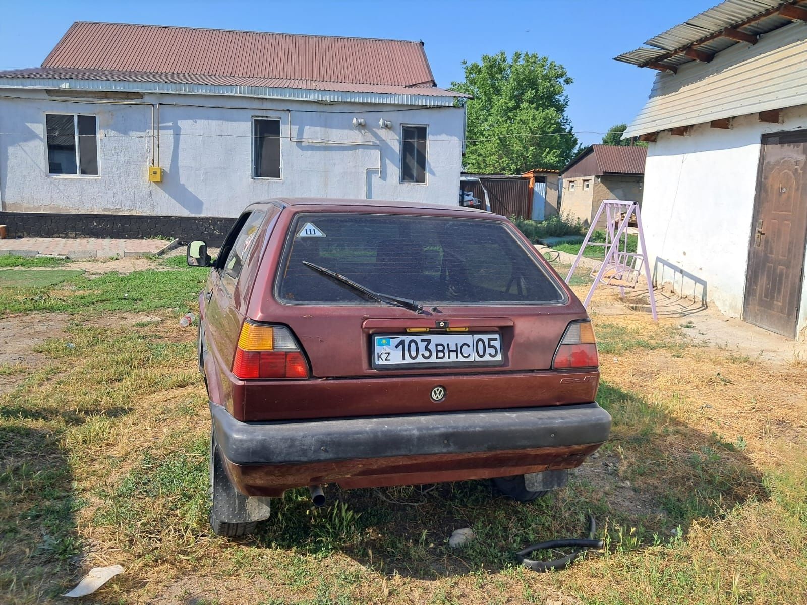 Продам машину срочно