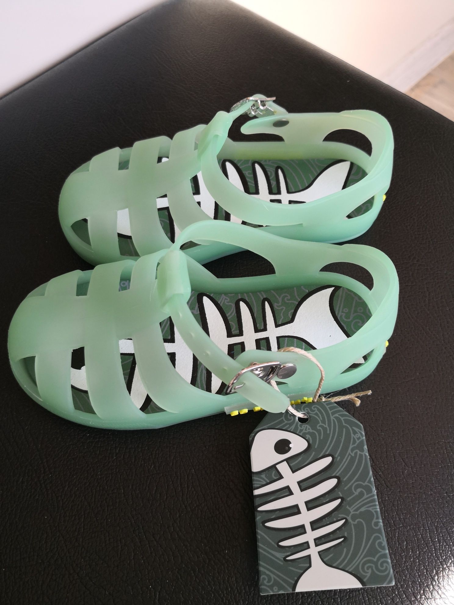Сандали Shoeme 25 размер
