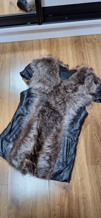 Жилетка меховая кожаная.