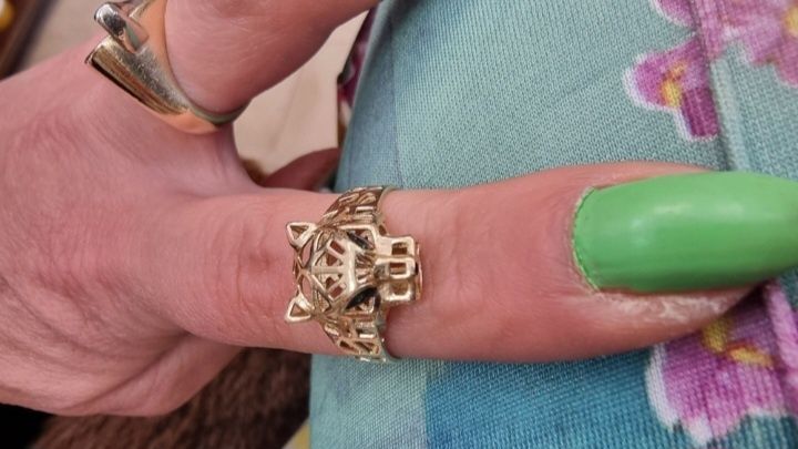Уникален златен пръстен тип Cartier