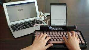 Tastatura mecanica, iluminata, deosebita, retro style model KnewKey