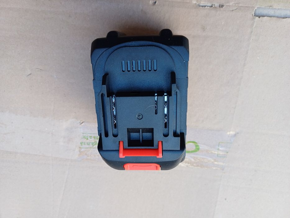 Baterie pentru MAKITA 18V  9Ah noua cu celule originale  LG.